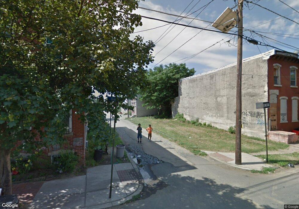 541 Roberts St, Camden, NJ 08103 - photo 1