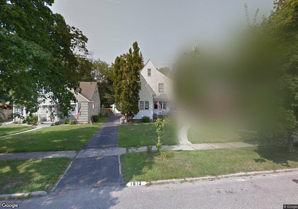 1813 Montclair Ave, Flint, MI 48503 - photo 1