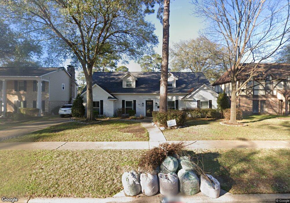 1106 Richelieu Ln, Houston, TX 77018 - photo 1