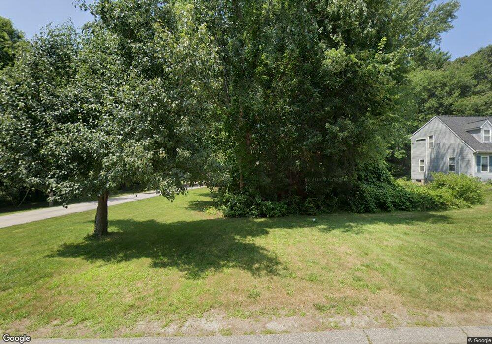 11 Colonial Rd, Douglas, MA 01516 - photo 1