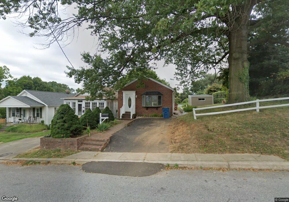 204 S Dupont Rd, Newport, DE 19804 - photo 1