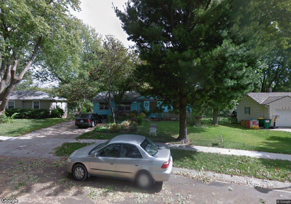 5545 Barton Ln, Shawnee, KS 66203 - photo 1