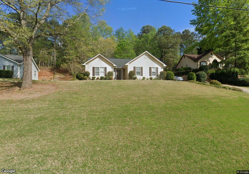 4647 Fox Forrest Dr, Flowery Branch, GA 30542 - photo 1