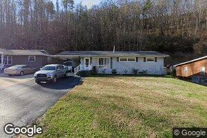 94 Sunset St, Hindman, KY 41822