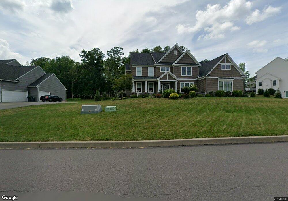 1159 Woodberry Dr, Mountain Top, PA 18707 - photo 1