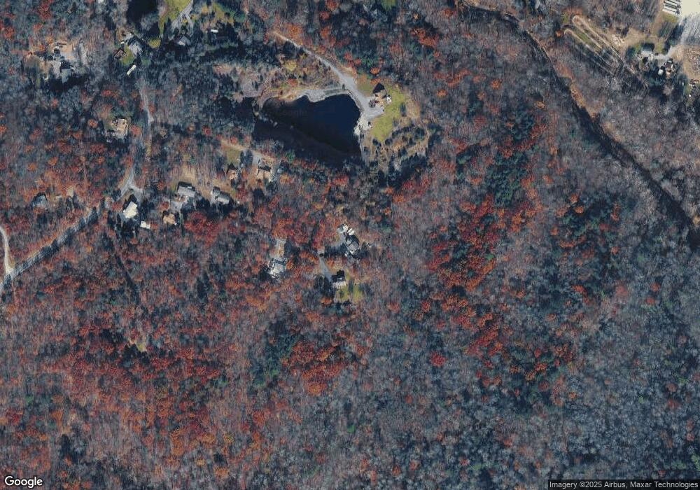 136 Upper Grandview Rd, Cresco, PA 18326 - photo 1