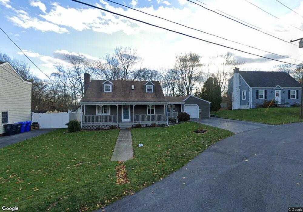 71 Merritt Rd, Riverside, RI 02915 - photo 1