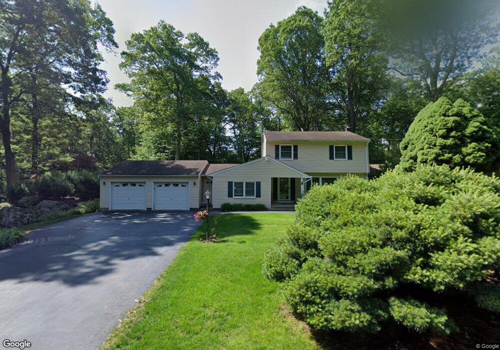 5 Quarry Ln, Norwalk, CT 06851 - photo 1
