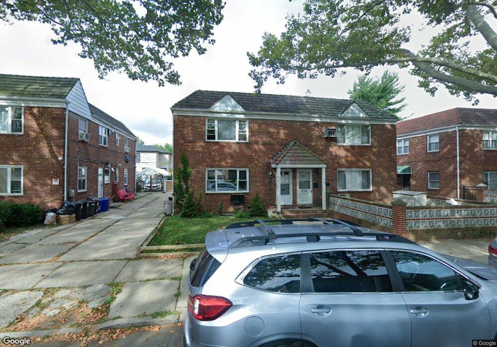 75-54 197th St unit 2, Flushing, NY 11366 - photo 1