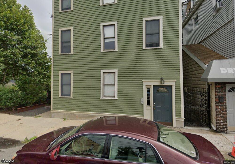 16 Warren St unit 2, Cambridge, MA 02141 - photo 1