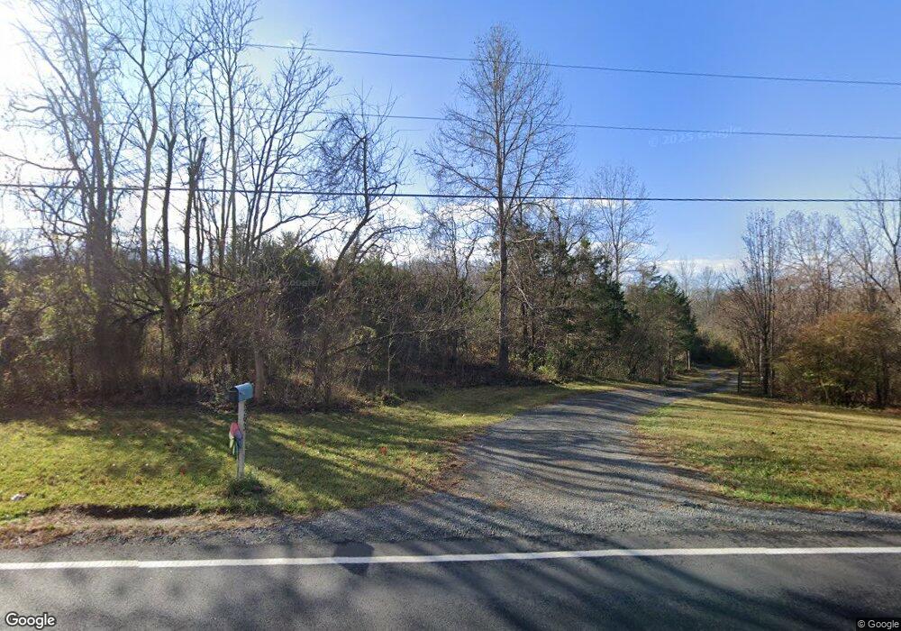 8293 Opal Rd, Warrenton, VA 20186 - photo 1