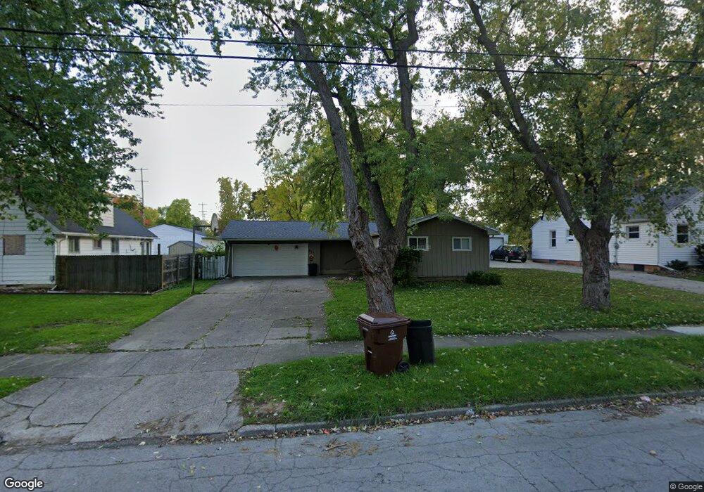 511 W Berry Ave, Lansing, MI 48910 - photo 1