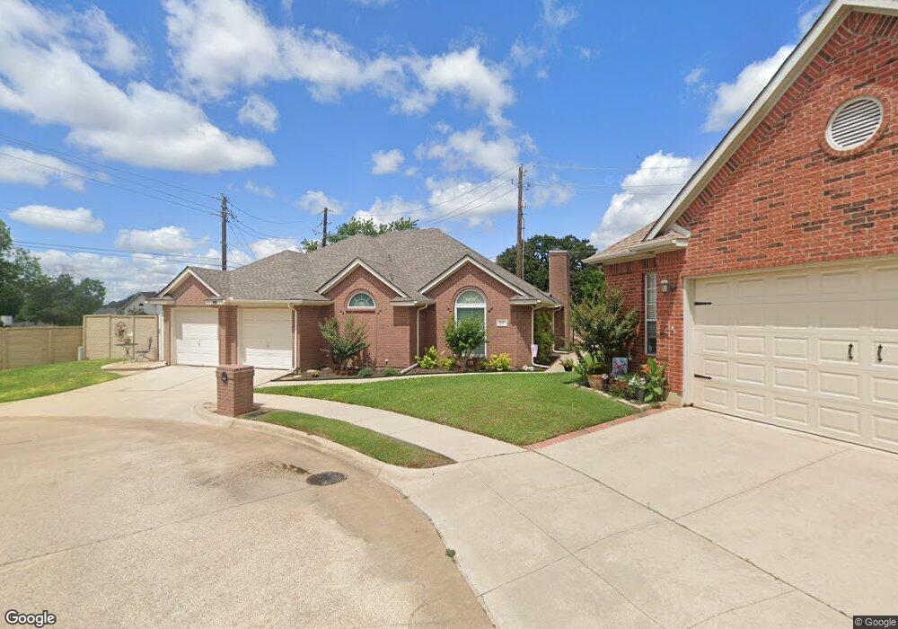 2901 Everest Dr, Bedford, TX 76021 - photo 1