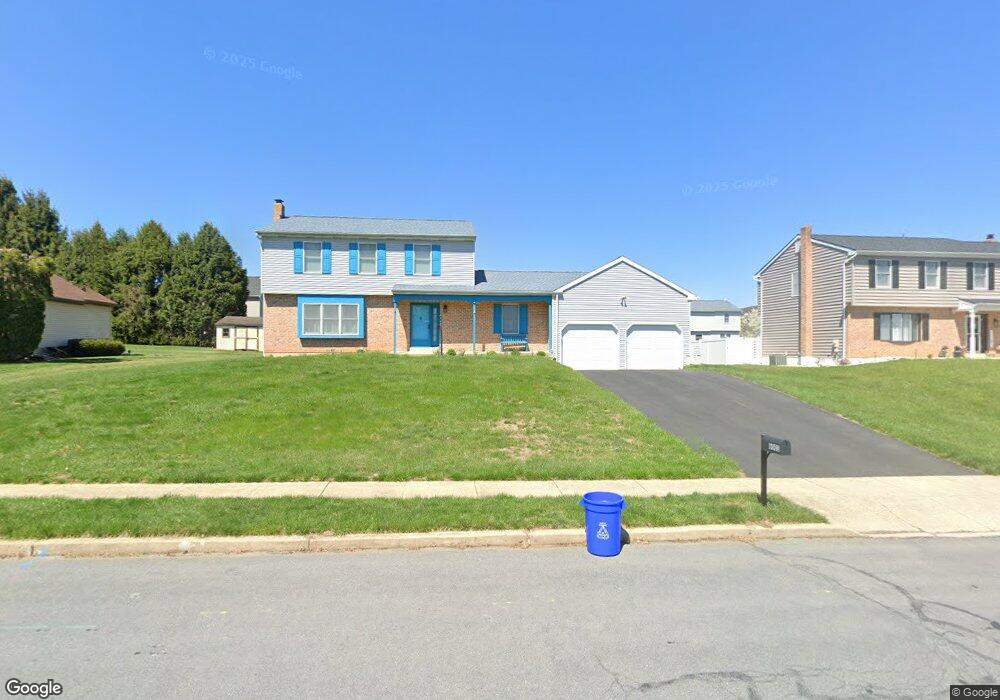 6003 Farming Ridge Blvd, Reading, PA 19606 - photo 1