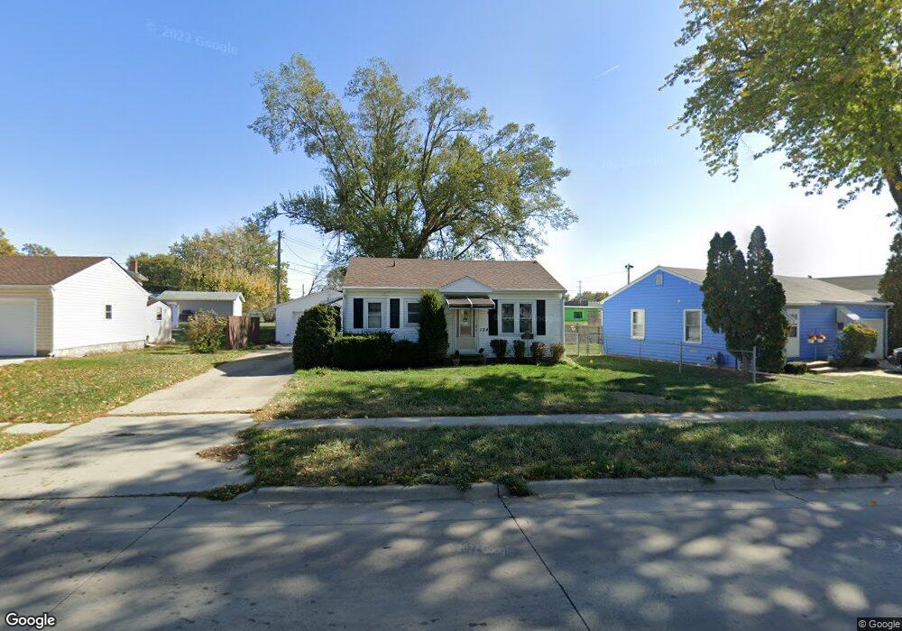124 E 17th St N, Newton, IA 50208 - photo 1