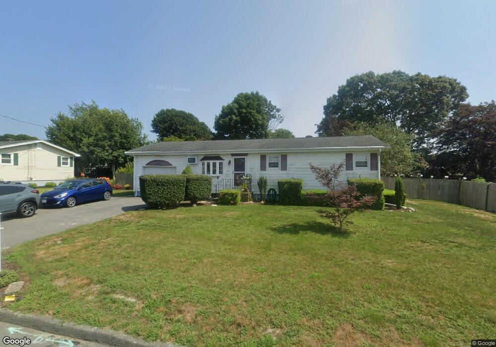 7 Jameson St, Fairhaven, MA 02719 - photo 1