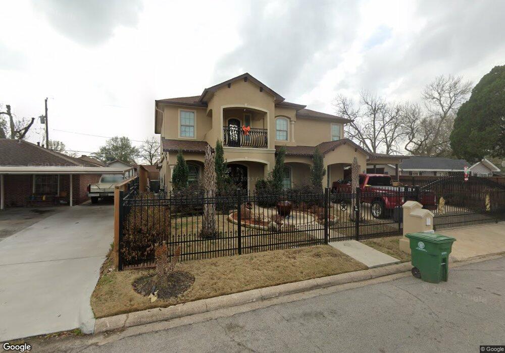 2912 Cricket Ln, Houston, TX 77093 - photo 1