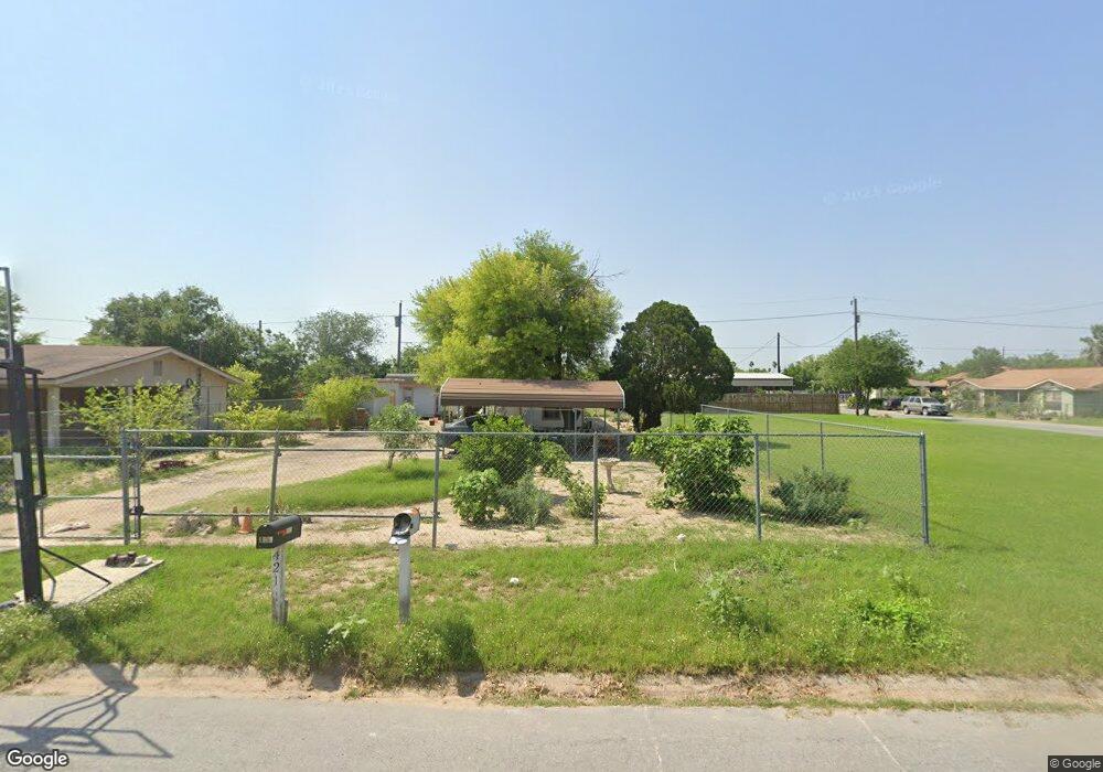 421 Maple St, Donna, TX 78537 - photo 1