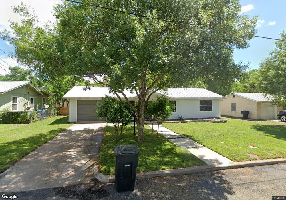 310 W Ufer St, Fredericksburg, TX 78624 - photo 1