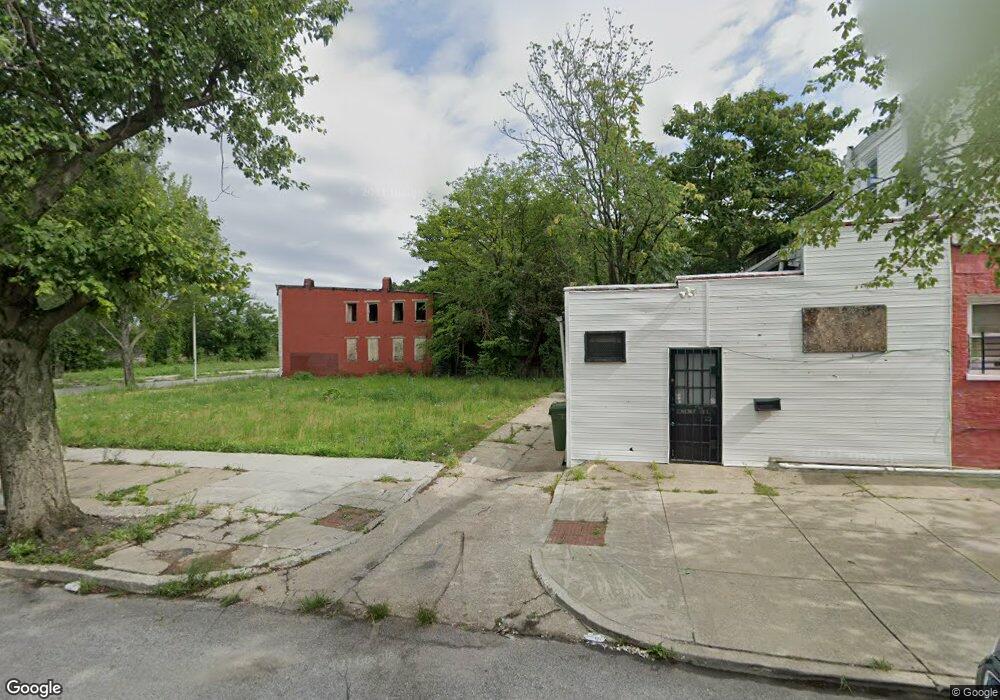 1110 E Hoffman St, Baltimore, MD 21202 - photo 1