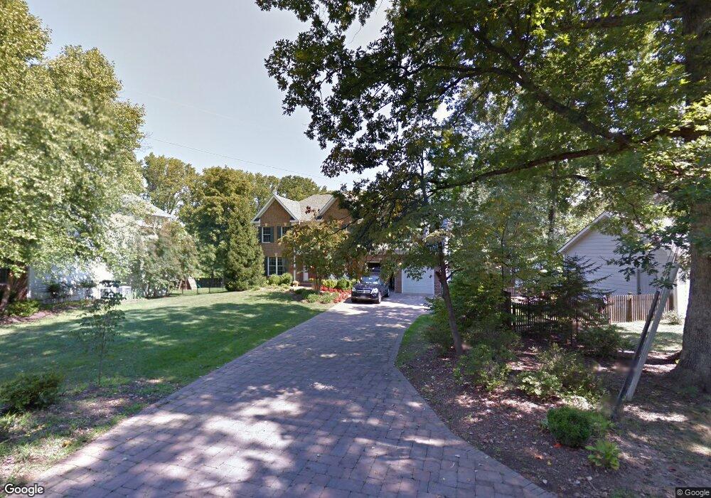 612 Ninovan Rd SE, Vienna, VA 22180 - photo 1