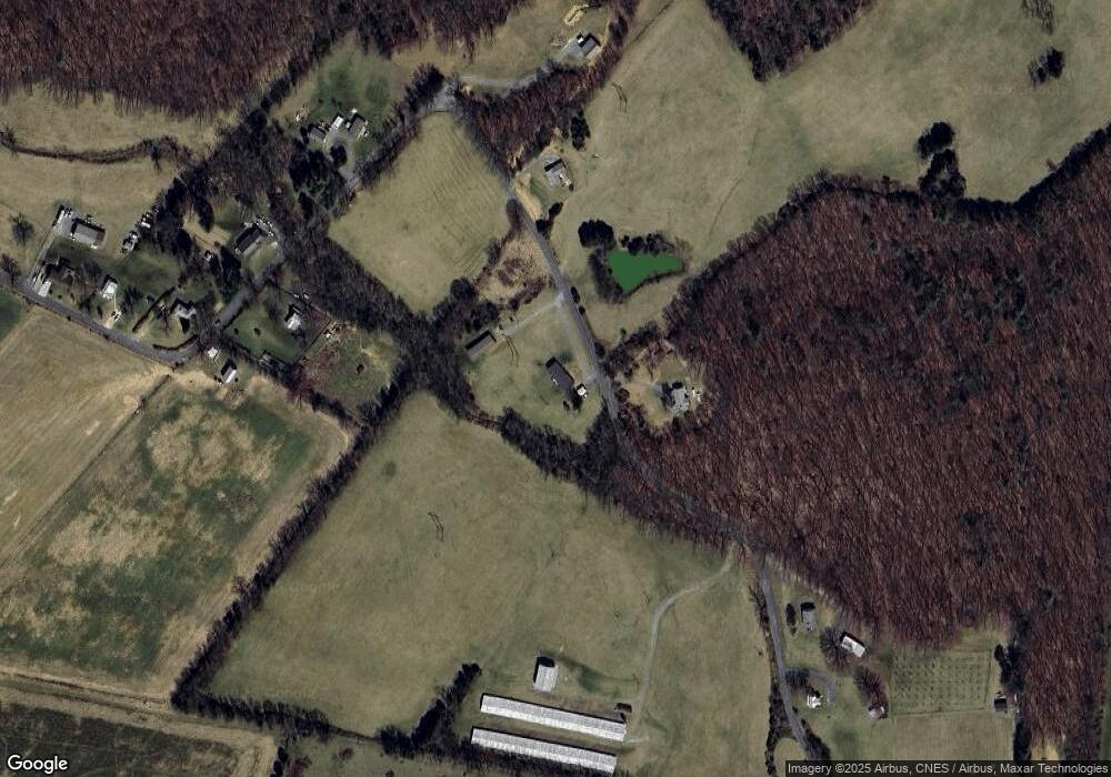 980 Vaughn Summit Rd, Luray, VA 22835 - photo 1