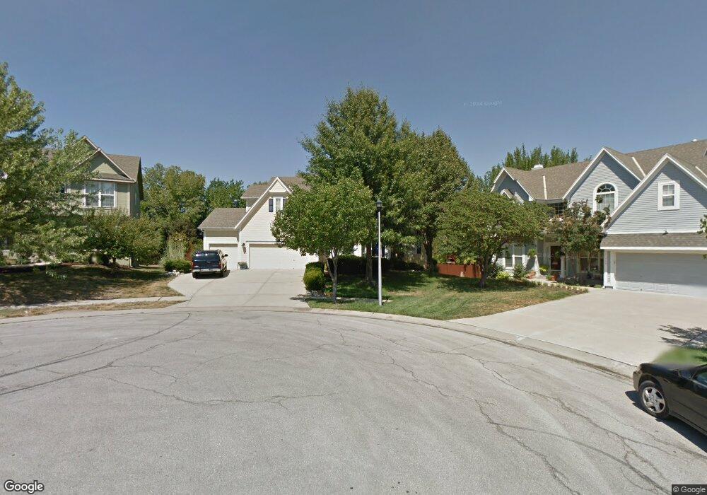 21910 W 52nd St, Shawnee, KS 66226 - photo 1