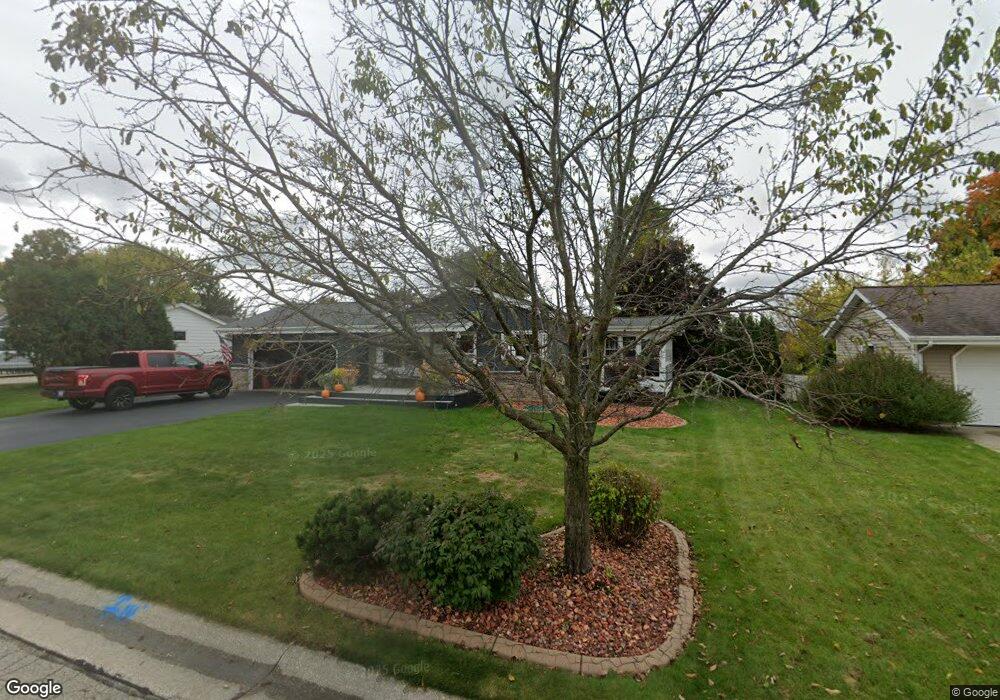 N106W15913 Creek Terrace, Germantown, WI 53022 - photo 1