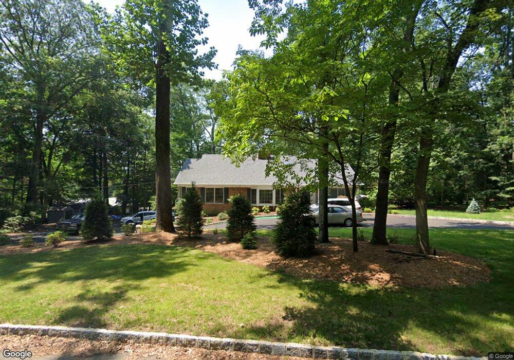 8 Sleepy Hollow Rd, Upper Saddle River, NJ 07458 - photo 1