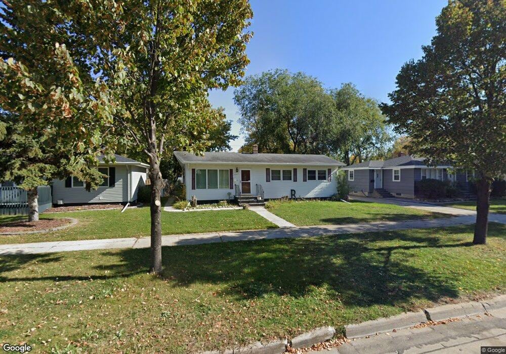 1005 S 20th St, Grand Forks, ND 58201 - photo 1