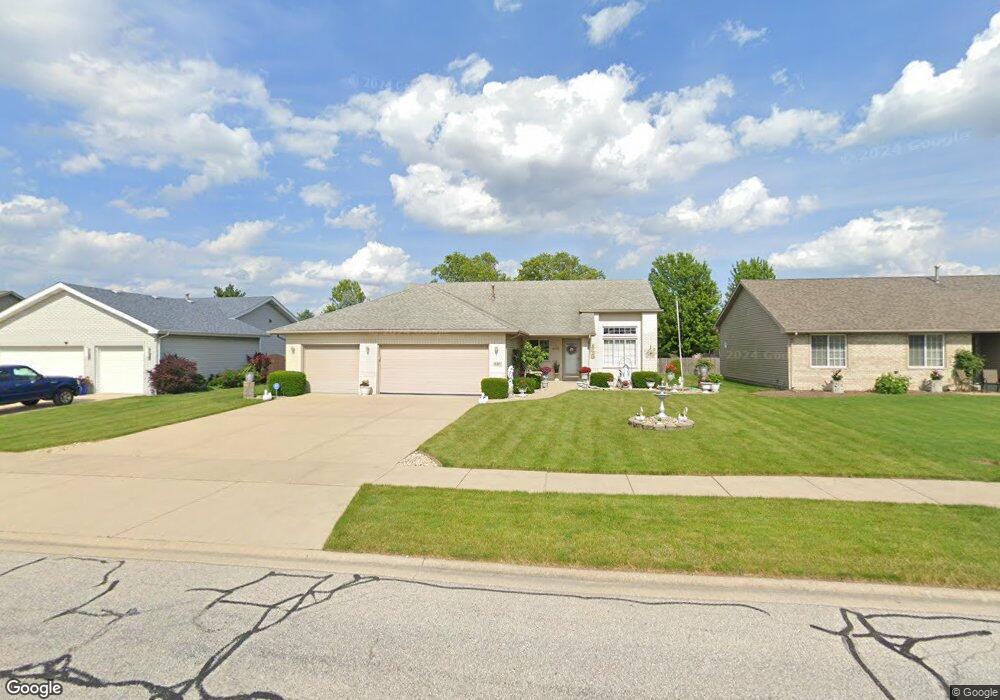 641 Sunflower Ln, Dyer, IN 46311 - photo 1