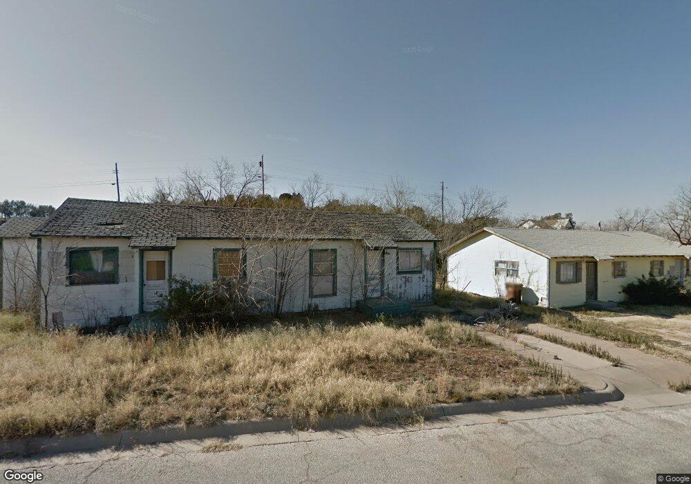 908 S Aylesford St, Big Spring, TX 79720 - photo 1