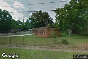 2609 Serigny Dr, Mobile, AL 36605
