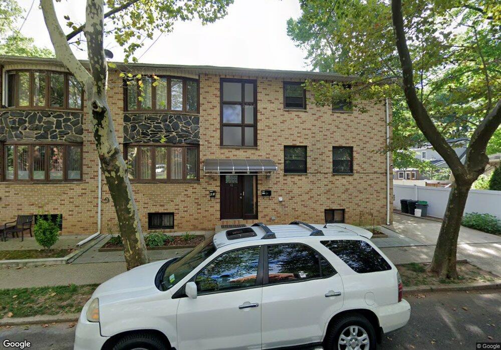 62 Cornelia St unit 2, Staten Island, NY 10304 - photo 1