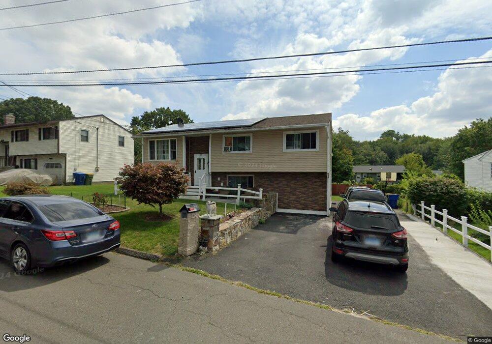 36 Brookfield Rd, Waterbury, CT 06704 - photo 1