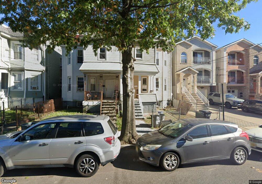 553 Walnut St, Elizabeth, NJ 07201 - photo 1
