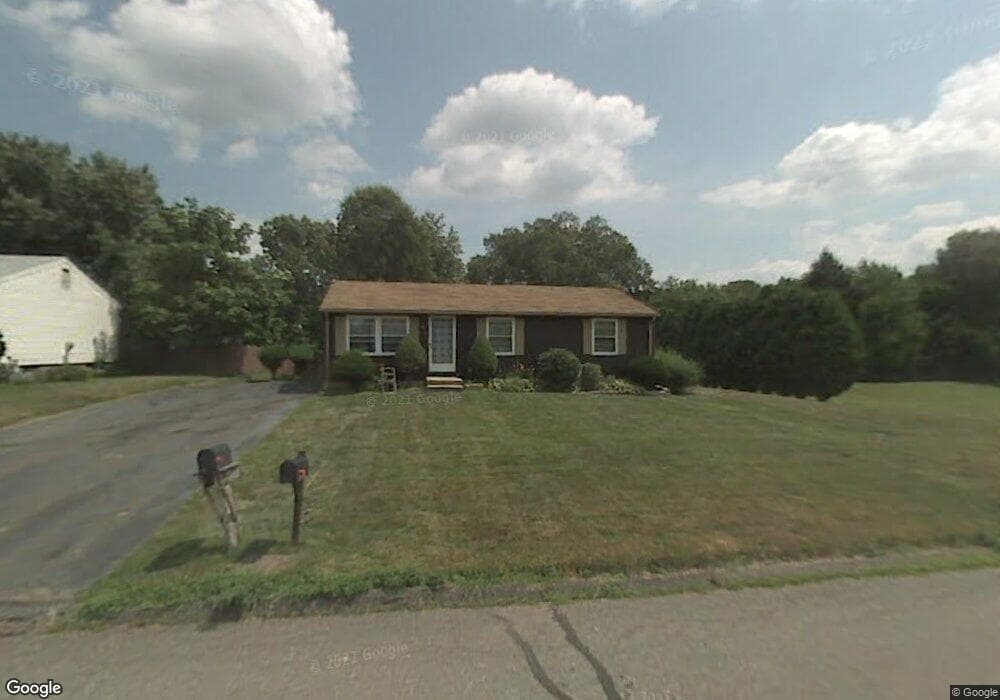 15 Farmstead Cir, Bloomfield, CT 06002 - photo 1