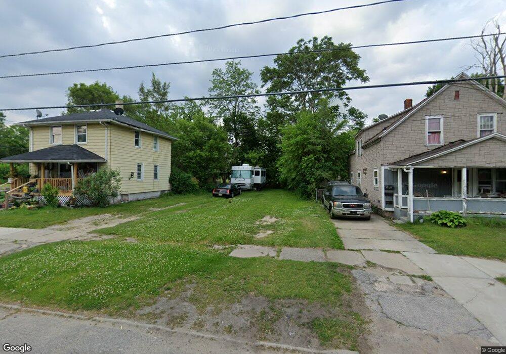 1450 New York Ave, Flint, MI 48506 - photo 1