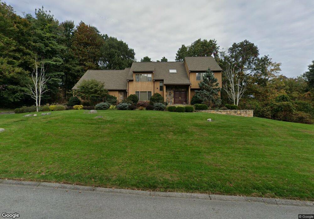 17 Apple Hill Dr, Cortlandt Manor, NY 10567 - photo 1