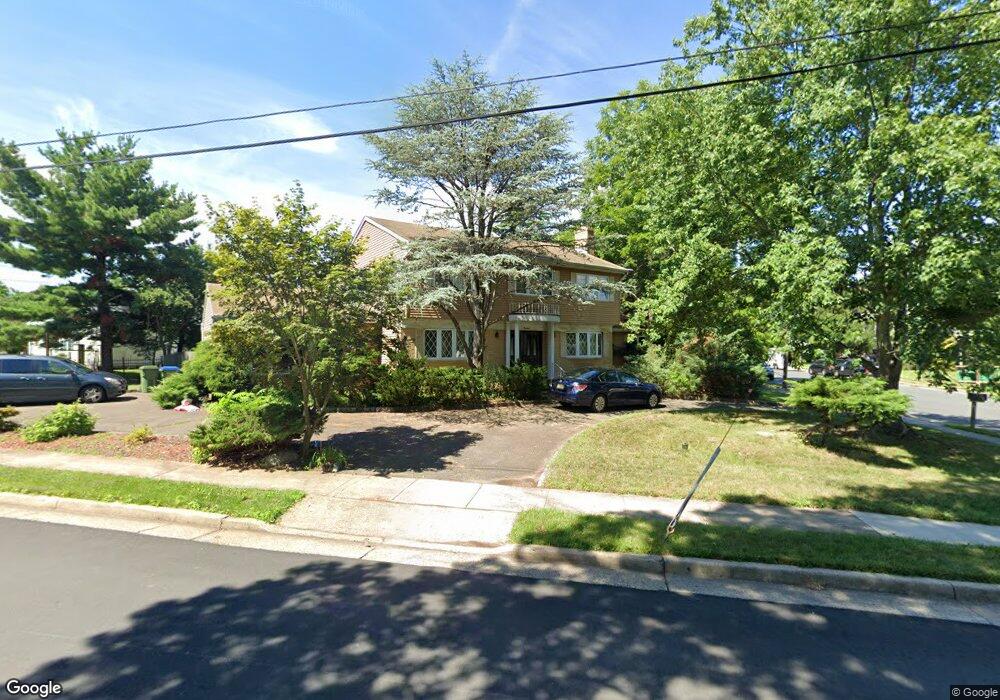 14 Calvert Ave E, Edison, NJ 08820 - photo 1