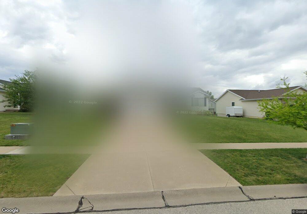 1108 Moose Dr NW, Cedar Rapids, IA 52405 - photo 1