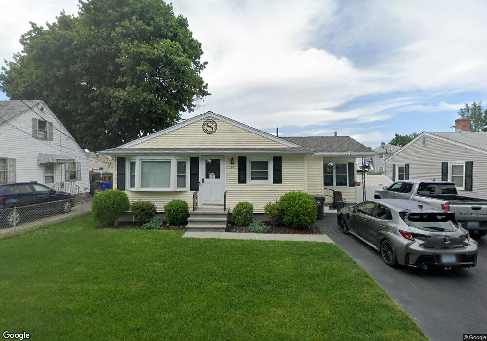 92 Farrell St, Pawtucket, RI 02861 - photo 1