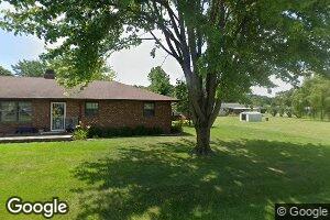 105 Cedar St, Bluffs, IL 62621