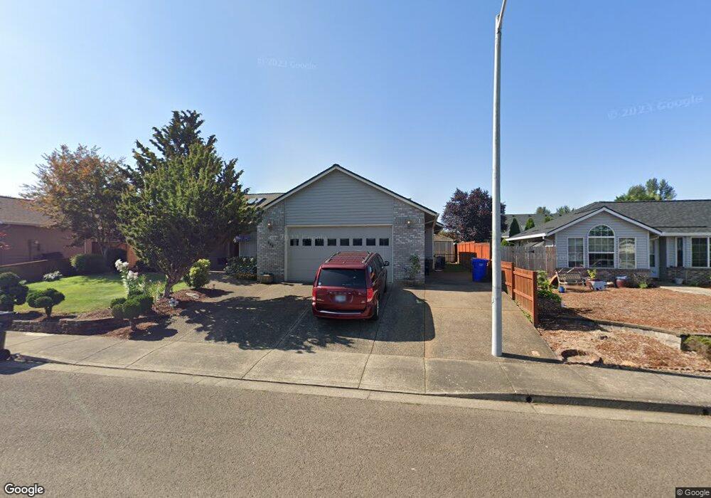 240 Probe St, Molalla, OR 97038 - photo 1