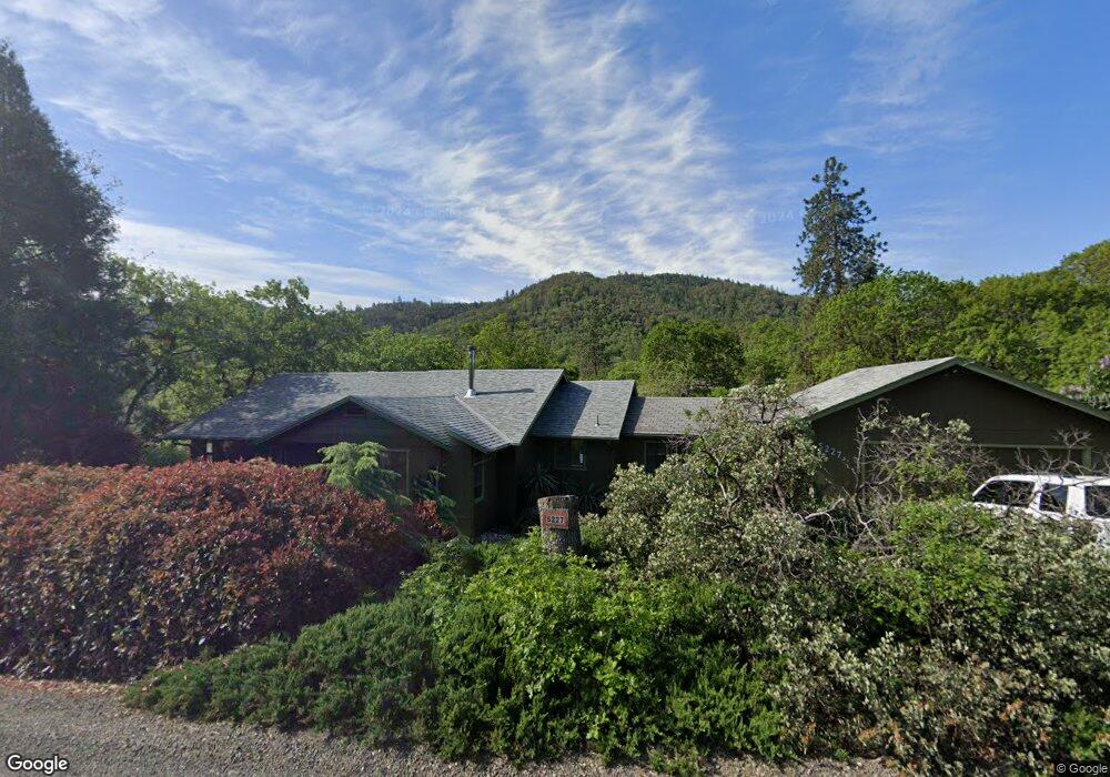 5227 Old Stage Rd, Central Point, OR 97502 - photo 1