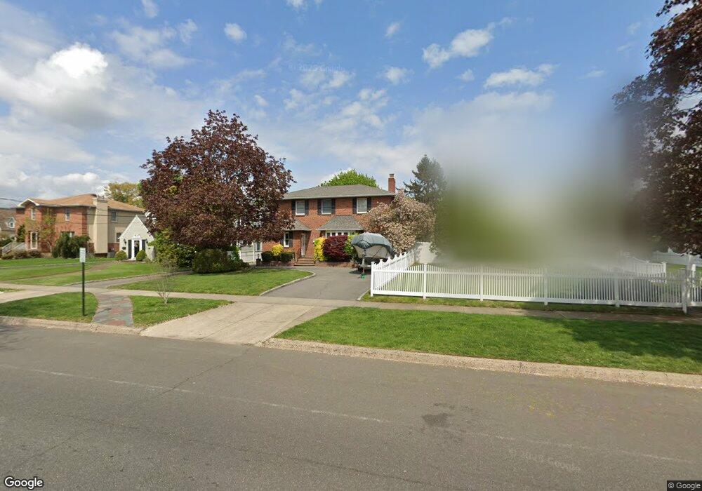 432 Mineola Blvd, Williston Park, NY 11596 - photo 1