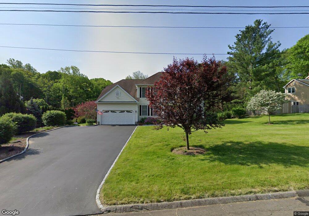 66 Sunnycrest Rd, Trumbull, CT 06611 - photo 1