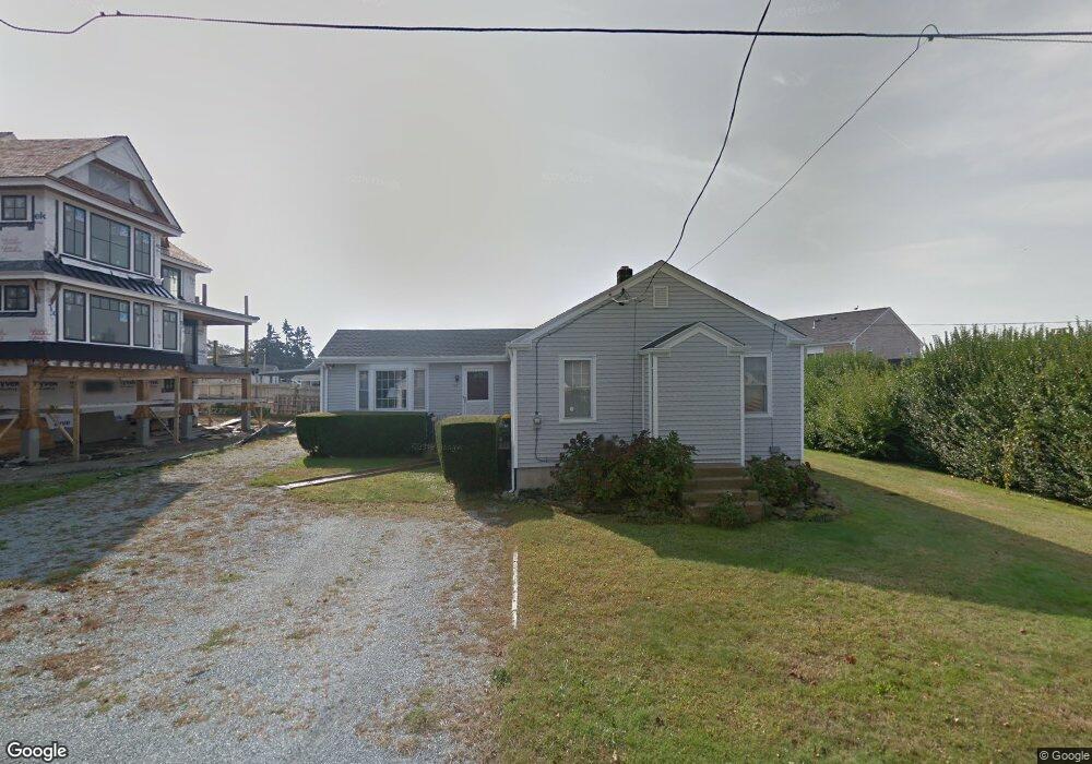 33 Hoover Rd, Middletown, RI 02842 - photo 1