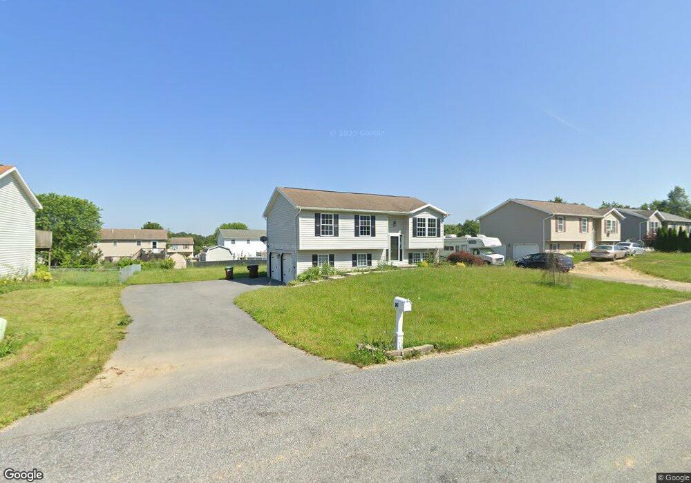 341 Cortland Cir unit 81, Shippensburg, PA 17257 - photo 1