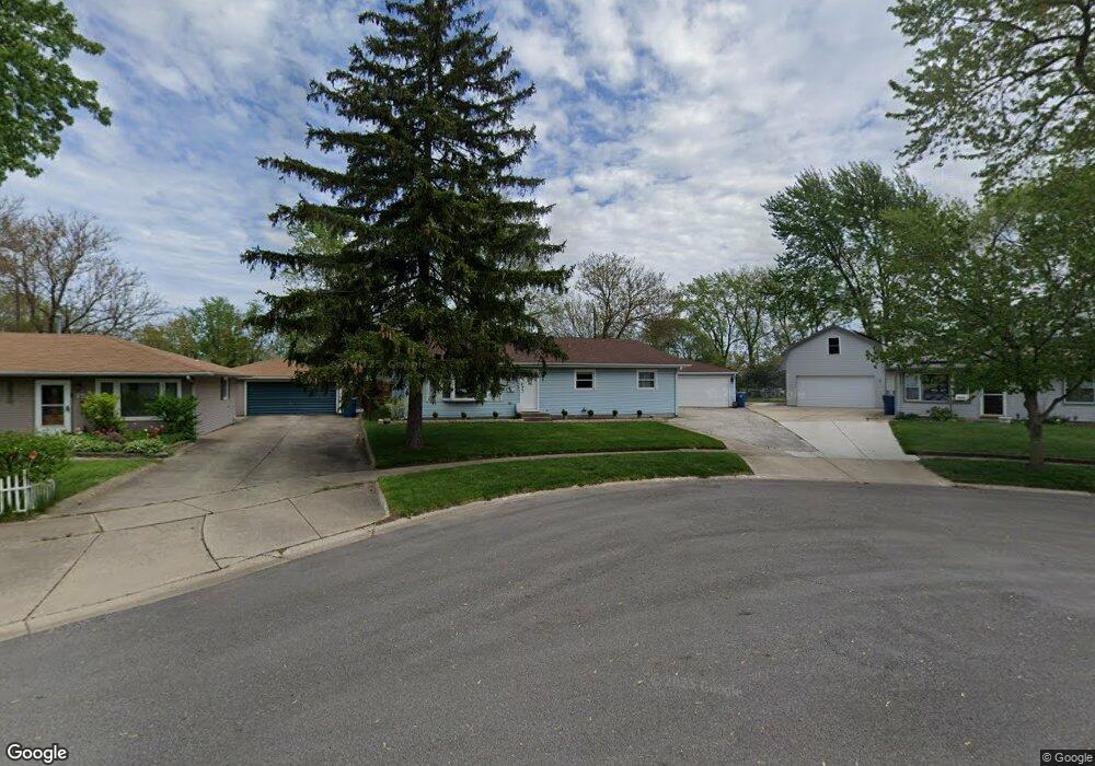 9415 Ellen Dr, Highland, IN 46322 - photo 1